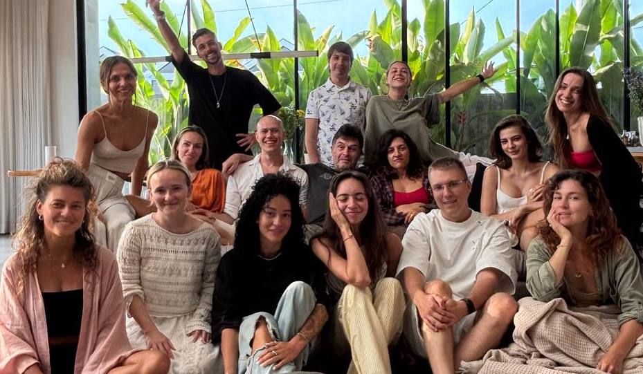 атмосфера групповой работы на программе vahue